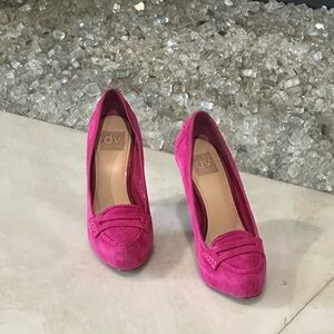 DV by Dolce Vita Pink Heels with Stiletto Design